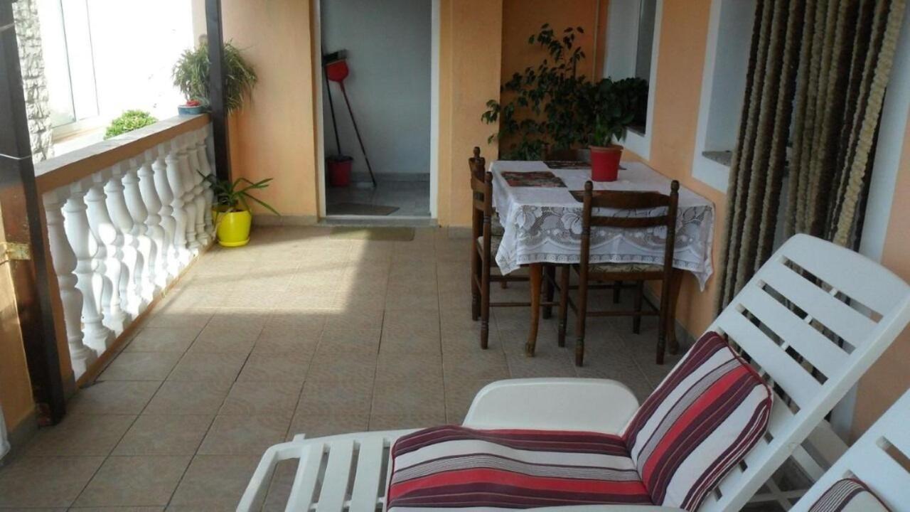 Apartment Ralje Sali Esterno foto