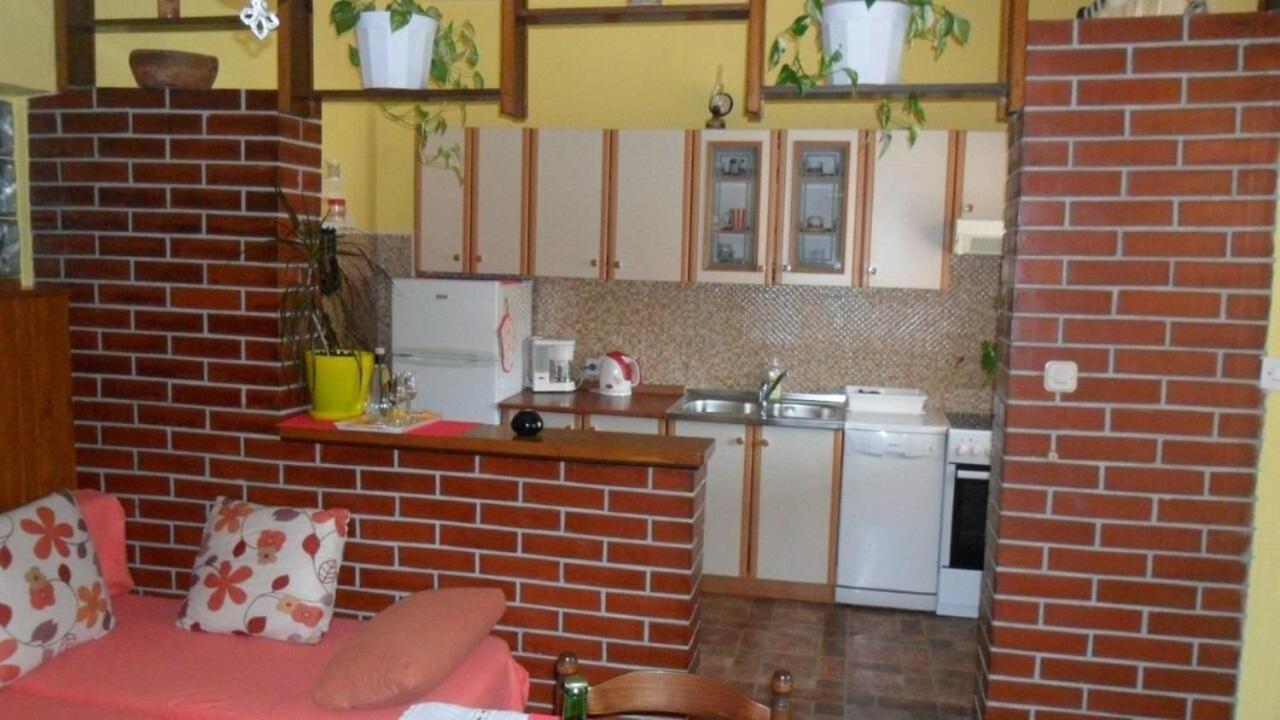 Apartment Ralje Sali Esterno foto